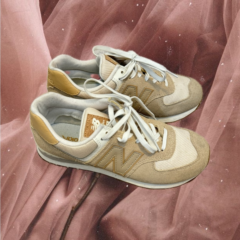 NEW BALANCE | Women’s used New Balance 574 Sneakers
